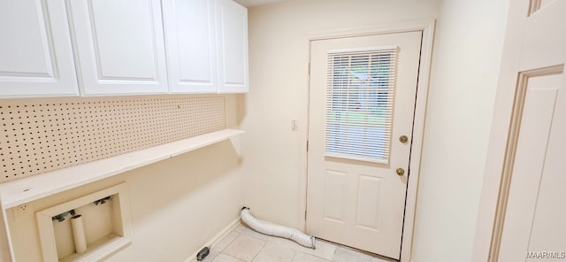 2728 Oxford Dr, Montgomery, AL 36111 - doorway featuring light tile patterned floors and baseboards