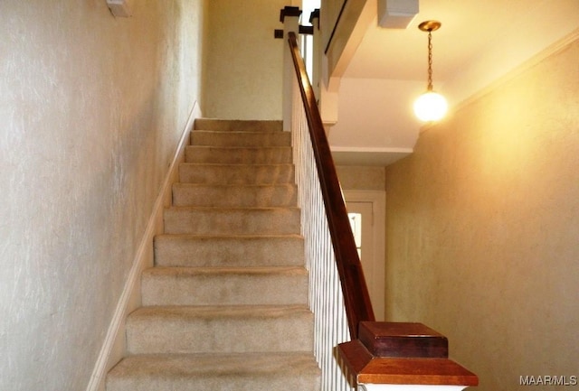 812 E Fairview Ave, Montgomery, AL 36106 - view of staircase