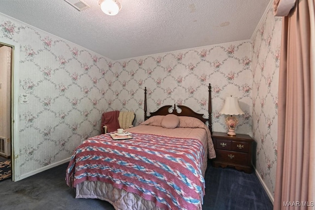 76 Willow Springs Rd, Wetumpka, AL 36093 - bedroom featuring carpet floors and a textured ceiling