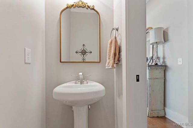 493 Lake Ridge Rd, Hope Hull, AL 36043 - bathroom with baseboards and a sink