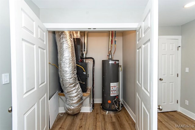 11056 Central Plank Rd, Eclectic, AL 36024 - utility room with water heater