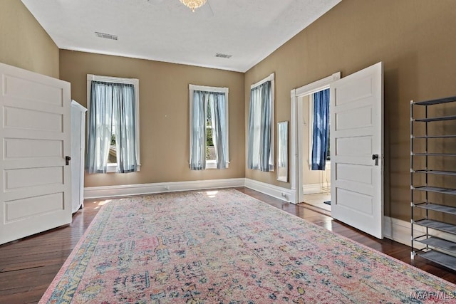 1802 Madison Ave, Montgomery, AL 36107 - entryway featuring dark wood finished floors and baseboards
