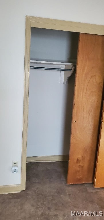 421 Jeffrey Dr, Montgomery, AL 36108 - view of closet