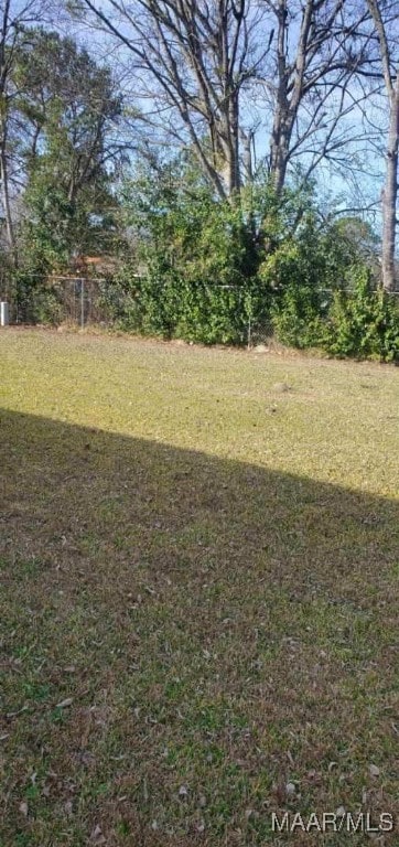 421 Jeffrey Dr, Montgomery, AL 36108 - view of green lawn