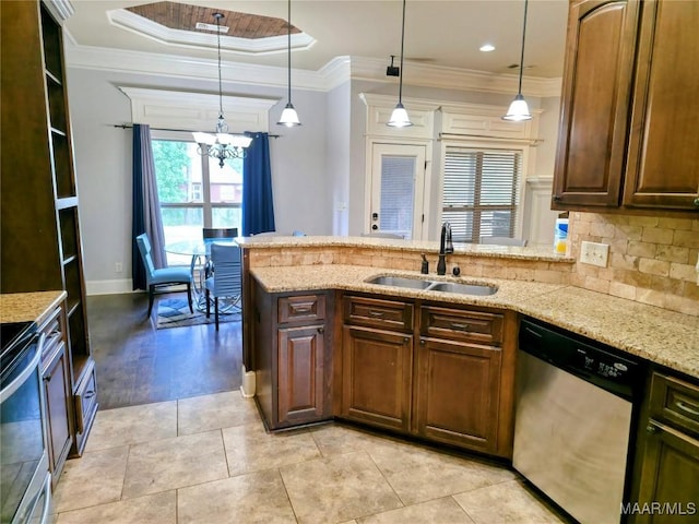 134 Southern Hills Rdg, Wetumpka, AL 36093 - kitchen featuring dishwasher, a peninsula, a chandelier, decorative backsplash, and ornamental molding