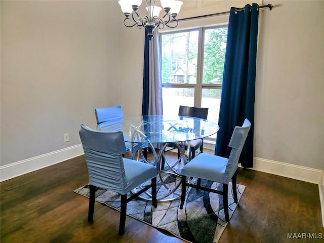 134 Southern Hills Rdg, Wetumpka, AL 36093 - dining area with a chandelier and wood finished floors