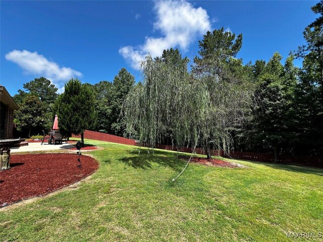 309 Southern Hills Dr, Wetumpka, AL 36093 - view of yard featuring a patio area