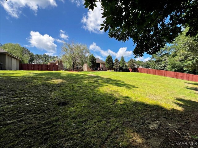 309 Southern Hills Dr, Wetumpka, AL 36093 - view of yard