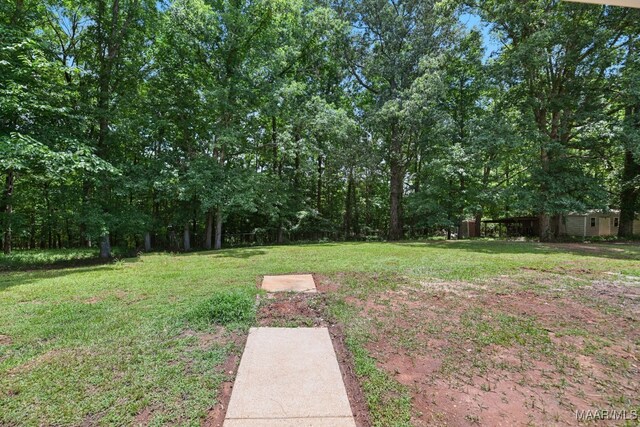 5010 Redland Rd, Wetumpka, AL 36093 - view of grassy yard