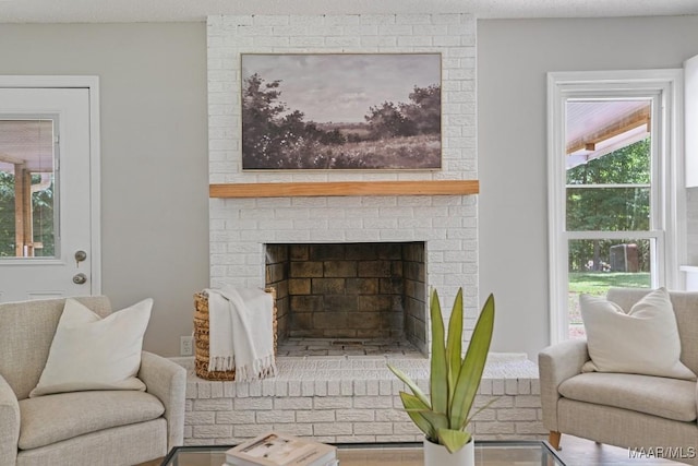 5010 Redland Rd, Wetumpka, AL 36093 - living area with a fireplace