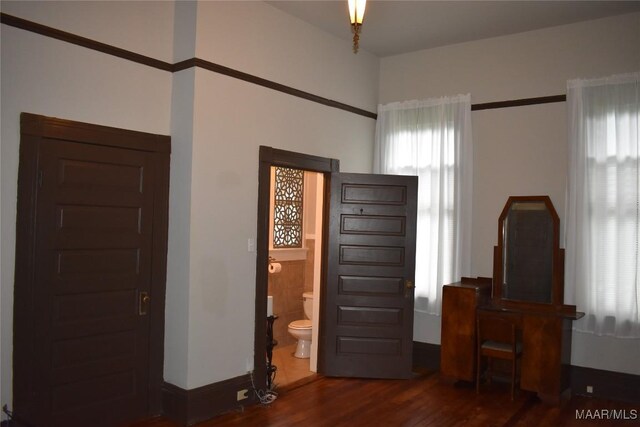 2207 Winona Ave, Montgomery, AL 36107 - entrance foyer with wood finished floors and baseboards