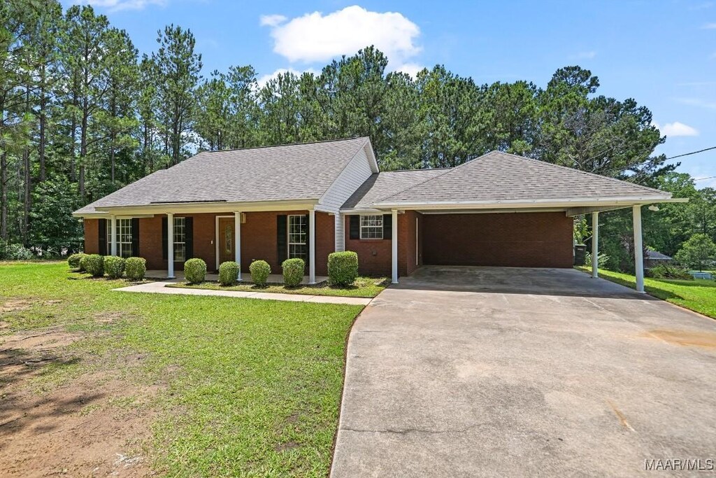 25 Sandy Springs Dr, Wetumpka, AL 36092 - photo 1