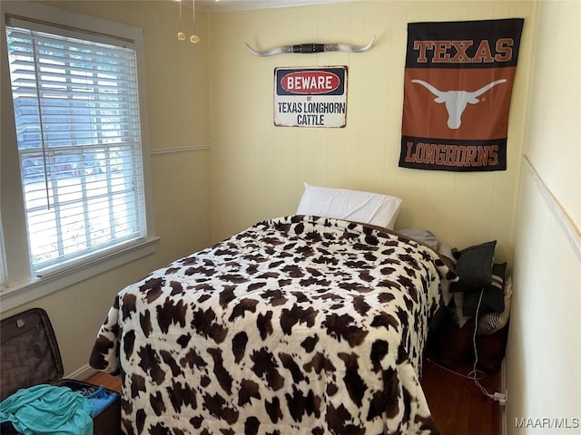119 Mallory Dr, Selma, AL 36701 - bedroom featuring multiple windows