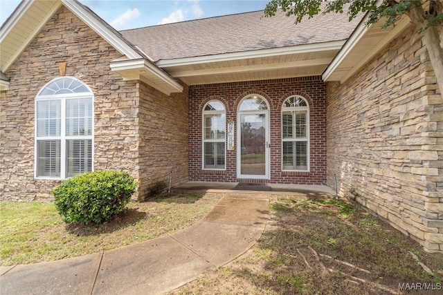 109 Inverness Rd, Wetumpka, AL 36092 - entrance to property with a shingled roof and brick siding