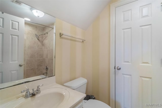 109 Inverness Rd, Wetumpka, AL 36092 - full bath featuring toilet and vanity