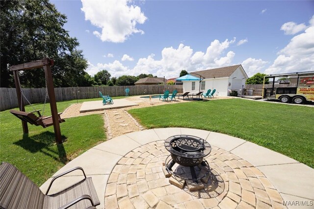 207 Pine Level Rdg, Deatsville, AL 36022 - view of patio with a fire pit