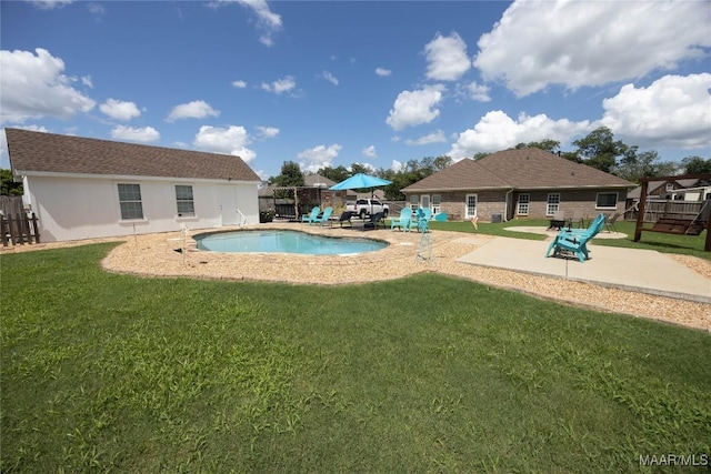 207 Pine Level Rdg, Deatsville, AL 36022 - view of pool featuring a patio