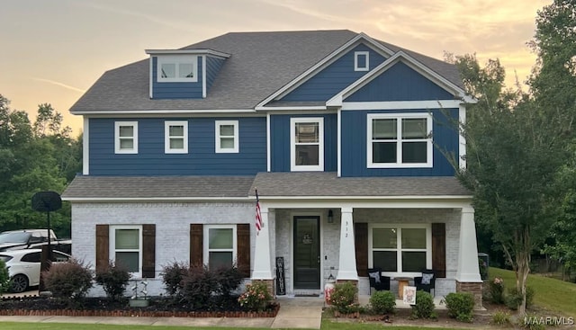 312 Sherwood Trl, Wetumpka, AL 36093 - craftsman-style home with covered porch and roof with shingles