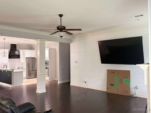 312 Sherwood Trl, Wetumpka, AL 36093 - unfurnished living room featuring ornamental molding, ceiling fan, light wood-type flooring, ornate columns, and recessed lighting