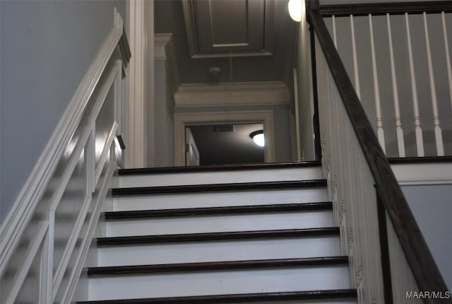 312 Sherwood Trl, Wetumpka, AL 36093 - view of staircase