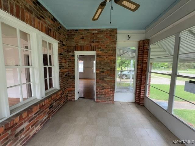 158 S Madison Ter, Montgomery, AL 36107 - unfurnished sunroom featuring a ceiling fan