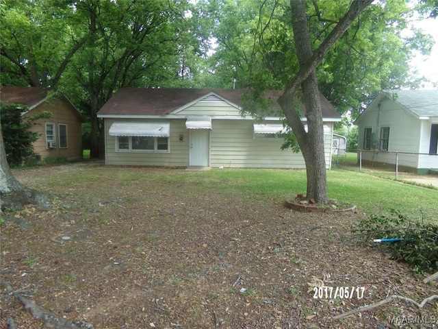 1741 Crouson St, Montgomery, AL 36110 - view of front facade featuring cooling unit