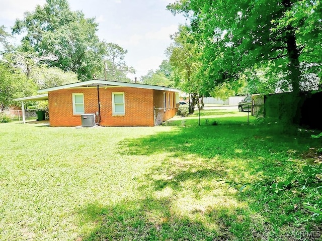 3609 Loxley Ln, Montgomery, AL 36109 - view of side of home featuring a cooling unit
