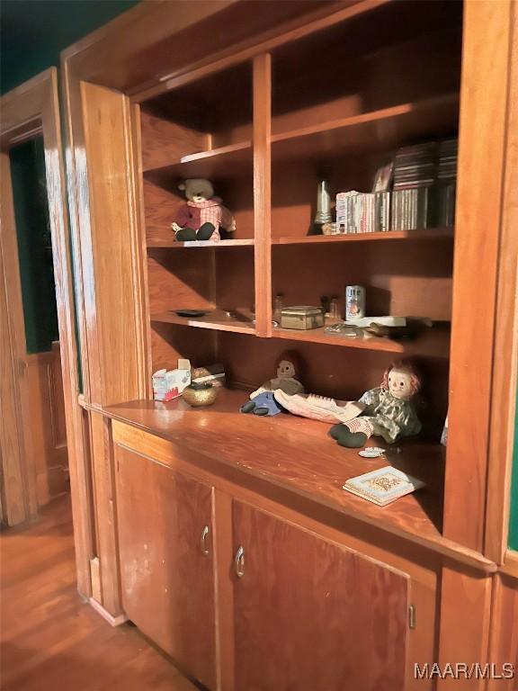 309 Broad St, Camden, AL 36726 - detailed view of wood finished floors