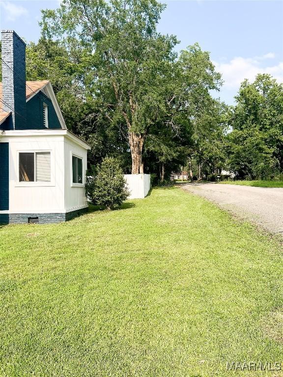 3155 Wilmington Rd, Montgomery, AL 36105 - view of yard with dirt driveway