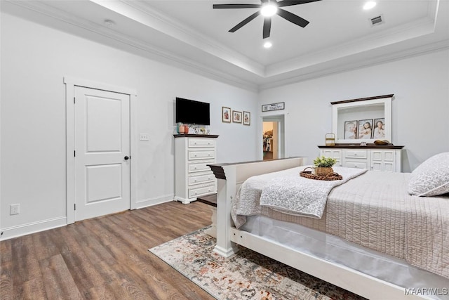 362 Driver Rd, Deatsville, AL 36022 - bedroom with wood finished floors, a tray ceiling, ornamental molding, recessed lighting, and a ceiling fan