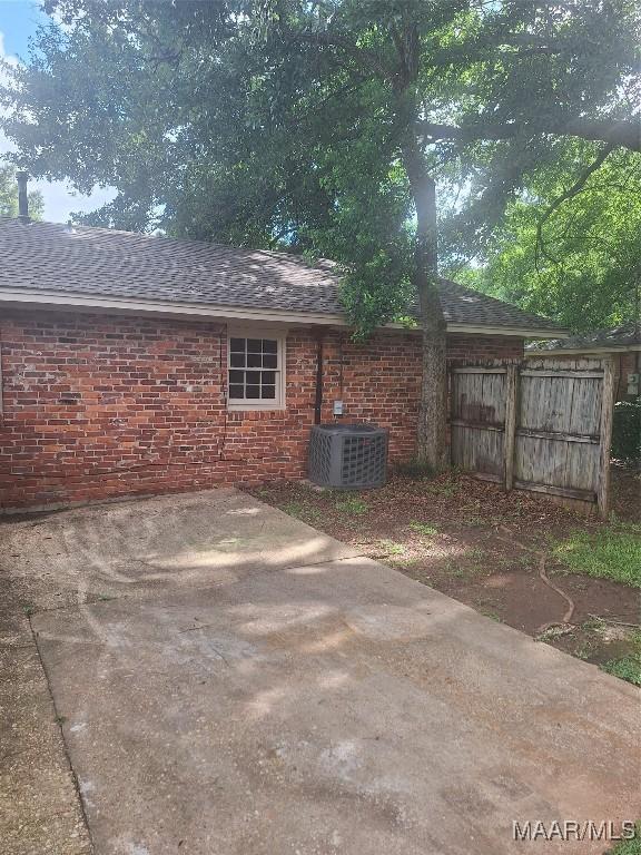 5751 Oakwild Dr, Montgomery, AL 36117 - photo 4