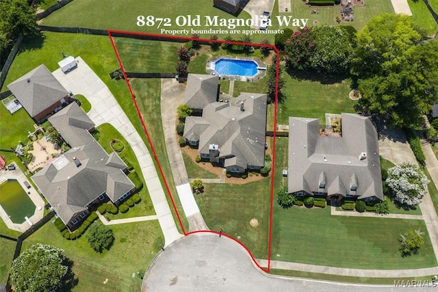 8872 Old Magnolia Way, Montgomery, AL 36116 - aerial view of residential area featuring property boundaries highlighted and a pool
