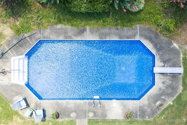 8872 Old Magnolia Way, Montgomery, AL 36116 - view of swimming pool with a diving board and an empty pool