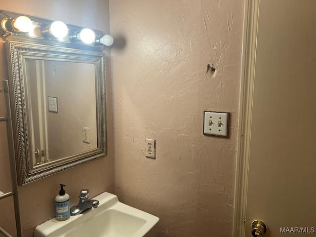 649 Partridge Ln, Prattville, AL 36067 - bathroom with a sink