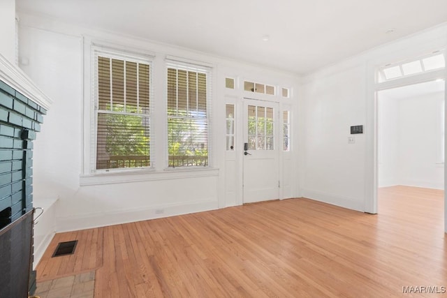610 Ponce De Leon Ave, Montgomery, AL 36106 - entrance foyer with light wood-style flooring