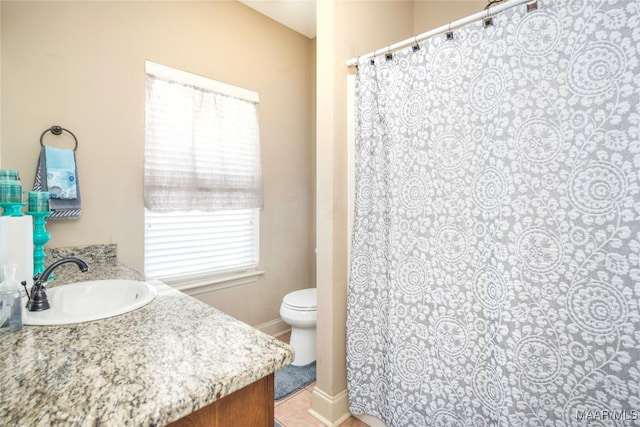 3915 Eagle Ridge Ln, Opelika, AL 36801 - bathroom with vanity and curtained shower