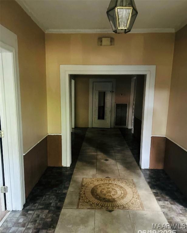 905 Milly Francis St, Wetumpka, AL 36092 - corridor featuring ornamental molding