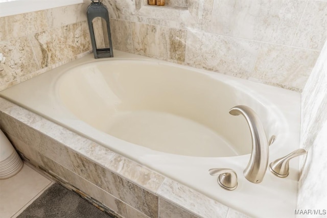3900 Snowdoun Chambers Rd, Montgomery, AL 36116 - bathroom view of a relaxing tiled tub
