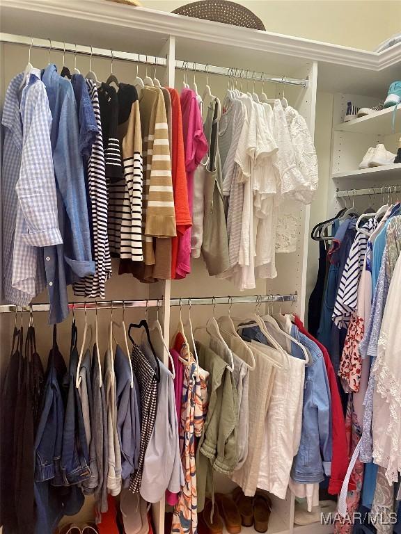 5650 Ash Grove Ct, Montgomery, AL 36116 - view of closet