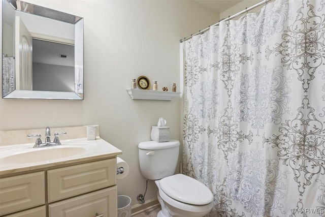 9185 Brenham Ct, Montgomery, AL 36117 - full bathroom with vanity and curtained shower