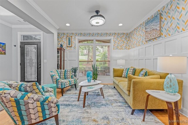 378 Winding Wood Dr, Wetumpka, AL 36093 - living area featuring ornamental molding, wallpapered walls, a decorative wall, wood finished floors, and recessed lighting
