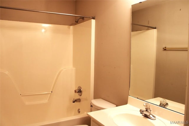 2108 Halcyon Downs Loop, Montgomery, AL 36117 - full bath featuring vanity and washtub / shower combination