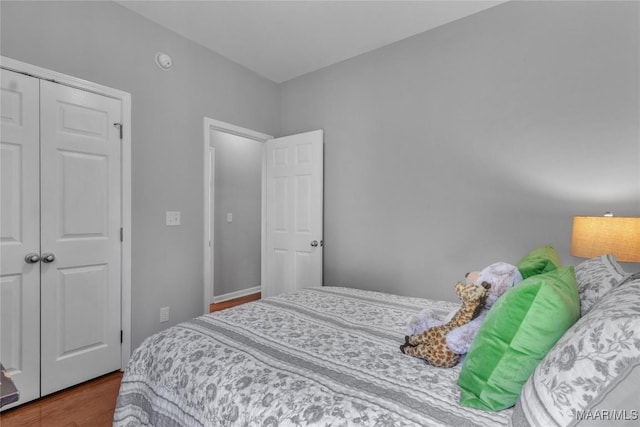 6779 Overview Dr, Montgomery, AL 36117 - bedroom featuring wood finished floors and a closet