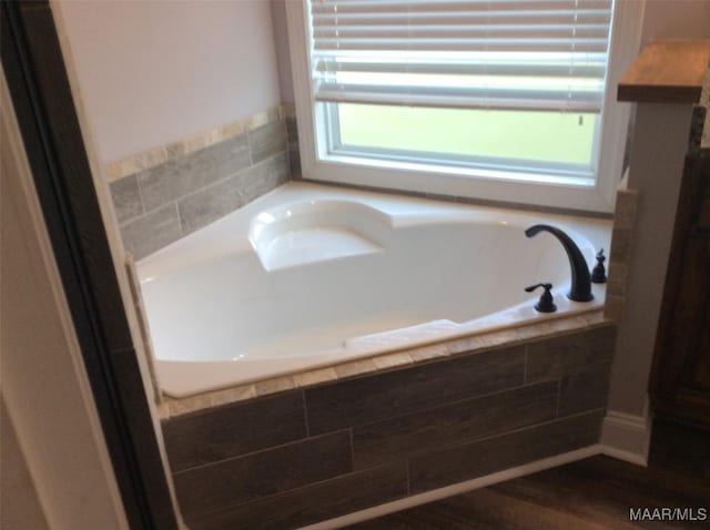 101 Regans Way S, Deatsville, AL 36022 - bathroom with a bath