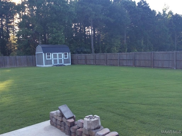 101 Regans Way S, Deatsville, AL 36022 - fenced backyard featuring a shed