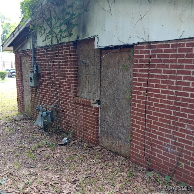 629 Doris St, Montgomery, AL 36105 - view of side of property with brick siding