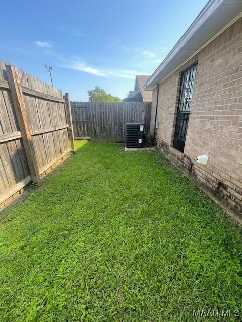3440 Wickham Rd, Montgomery, AL 36116 - view of fenced backyard