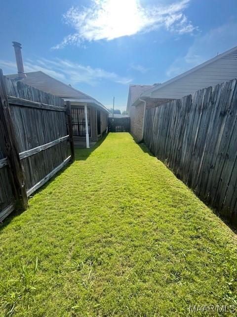 3440 Wickham Rd, Montgomery, AL 36116 - view of fenced backyard