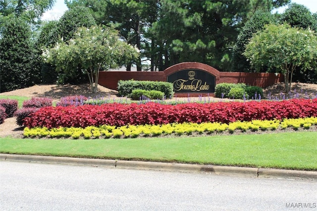 327 Green Chase Cir, Montgomery, AL 36117 - photo 2