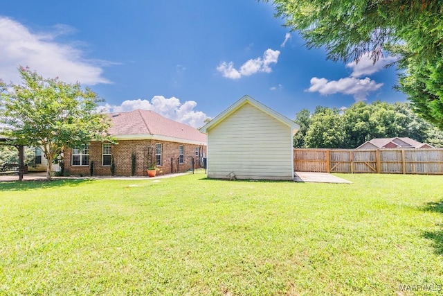 205 Jennifer Ln, Deatsville, AL 36022 - view of yard